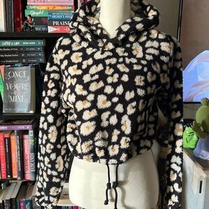 Wild fable Size Small black egg print hoodie Plush hoodie women’s